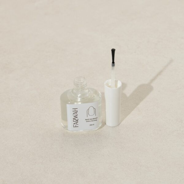 Nail Hardener 20ml - Image 4